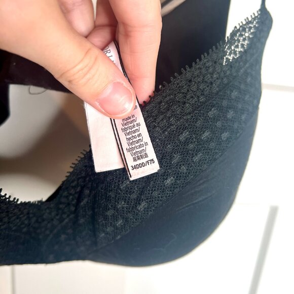 Victoria's Secret Black Incredible Perfect Shape Bra Lace Detail SIze 34DDD - Picture 3 of 5